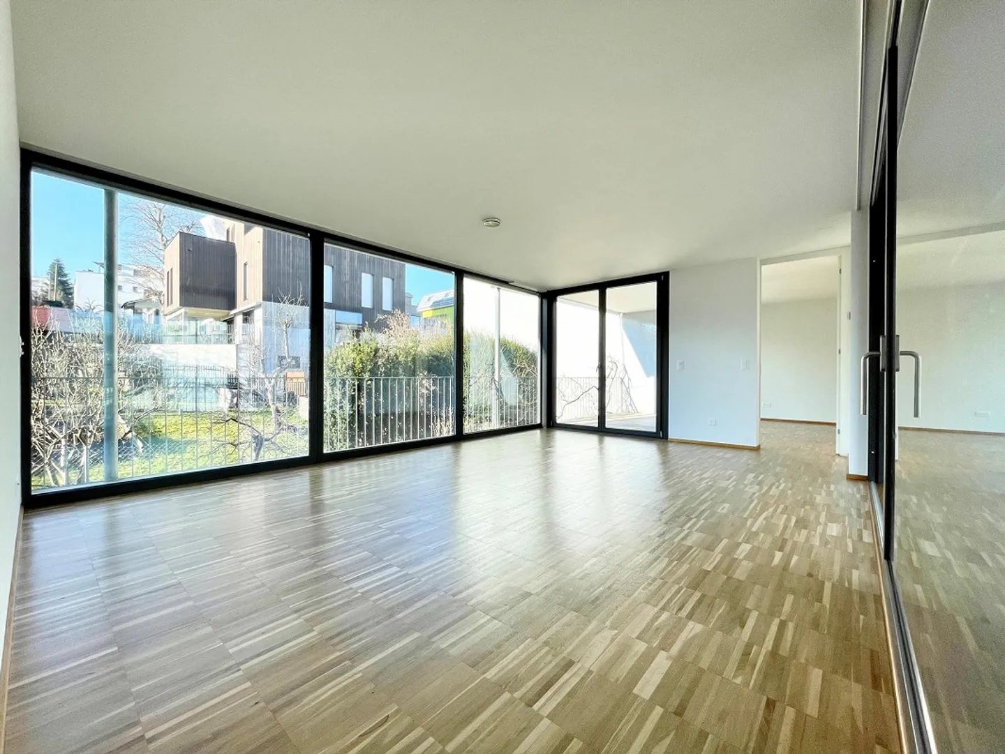 Grand appartement central de 3,5 pièces de 94 m2 au standard de propriété - Photo 7 sur 13