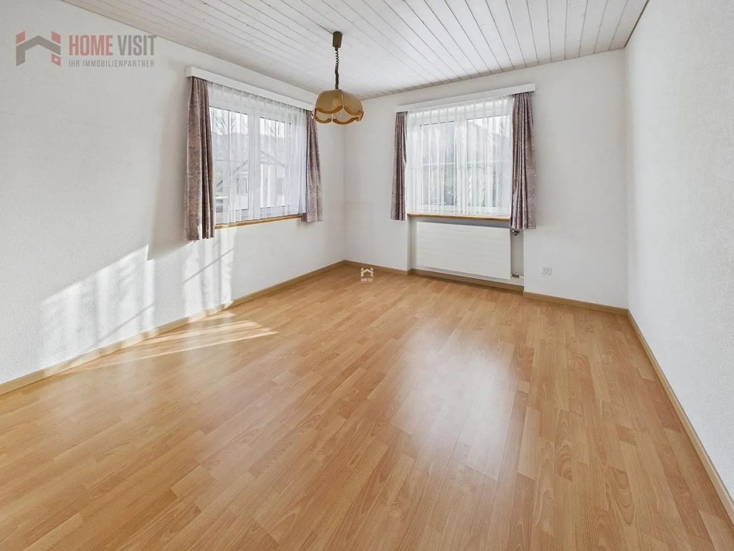 Charmantes Einfamilienhaus mit Wintergarten - Foto 6 von 21