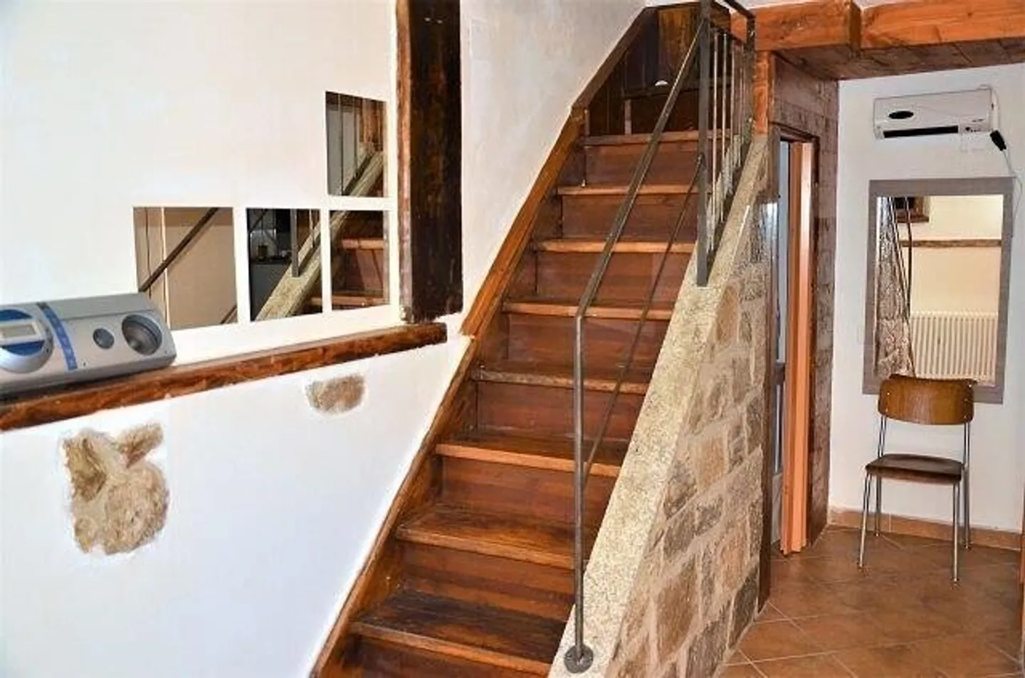 Beau rustique de 2 1/2 pièces dans le noyau avec jardin et pergola - Photo 11 sur 13