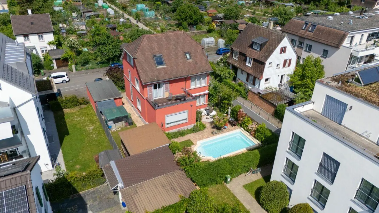 Casa unifamiliare indipendente 8 Z' con piscina e garage privato - Foto 12 di 12