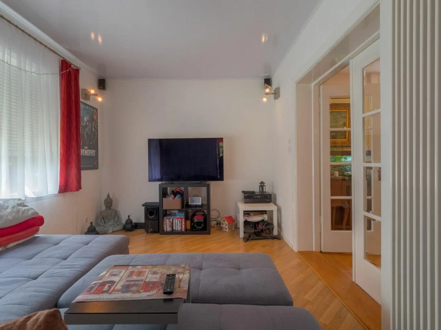 Casa unifamiliare indipendente 8 Z' con piscina e garage privato - Foto 5 di 12