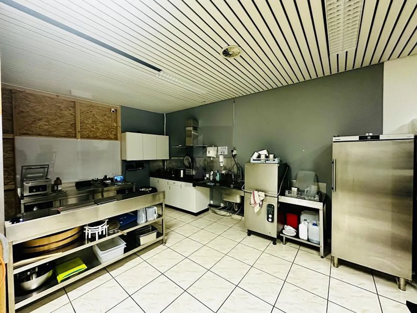 POKE BOWLS, SITUATION IDEALE, EQUIPEMENT COMPLET - Foto 4 von 6