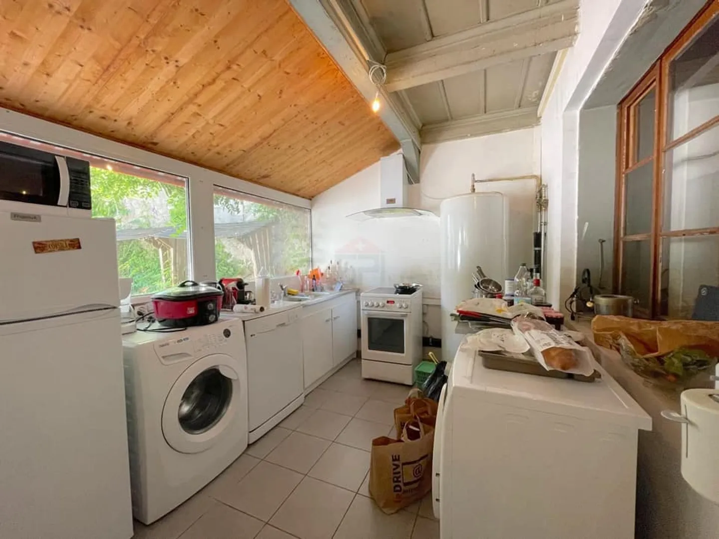 Charmantes Dorfhaus mit zwei unabhängigen Wohnungen - Foto 3 von 8