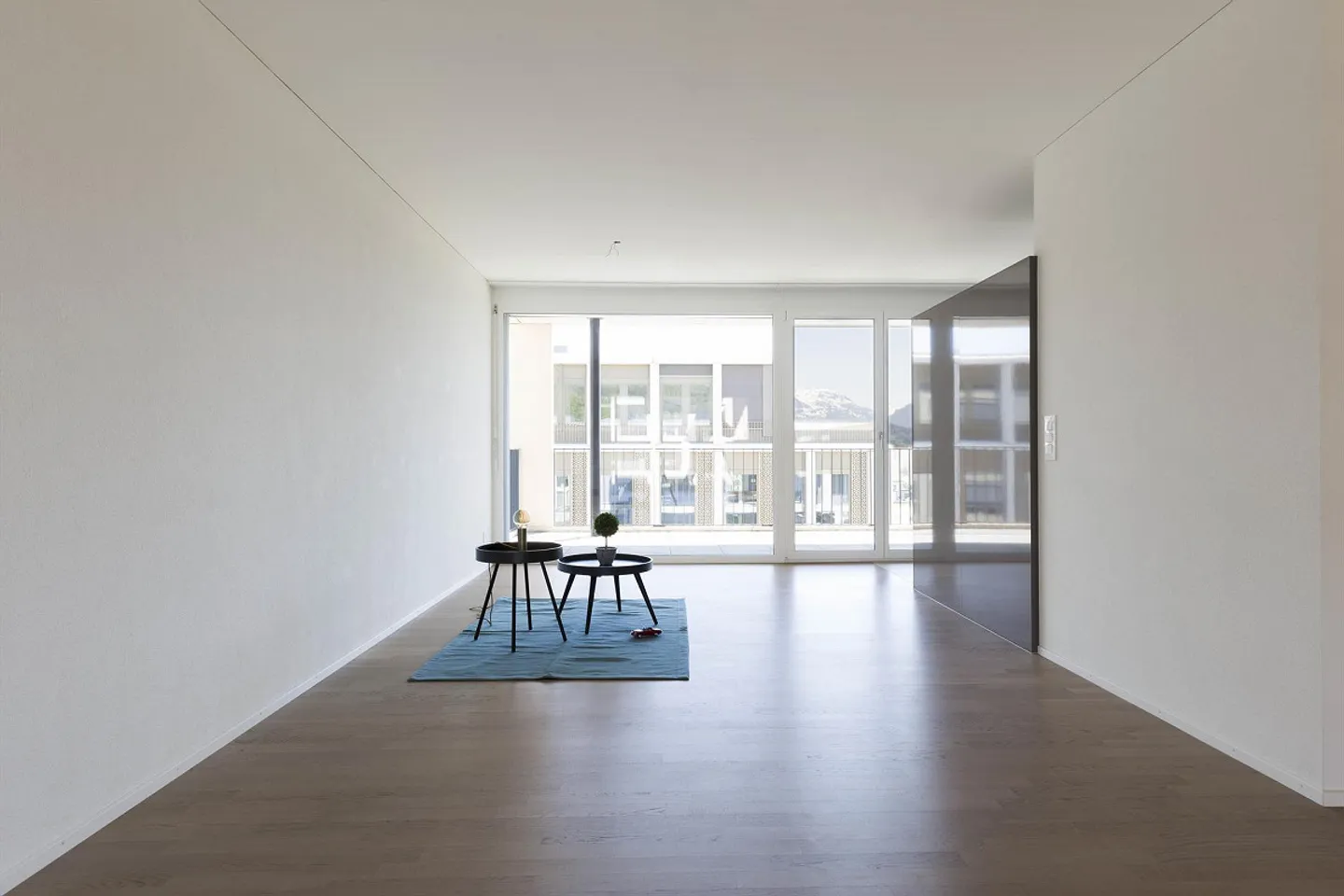 Top modern 3.5 room apartment in the center of Uznach - Photo 3 of 9