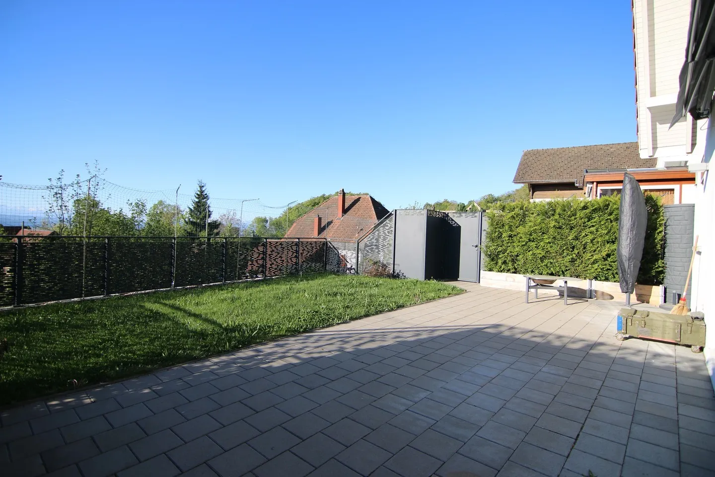 Maison individuelle unique de 3,5 pièces avec vue et oasis de bien-être - Photo 3 sur 21