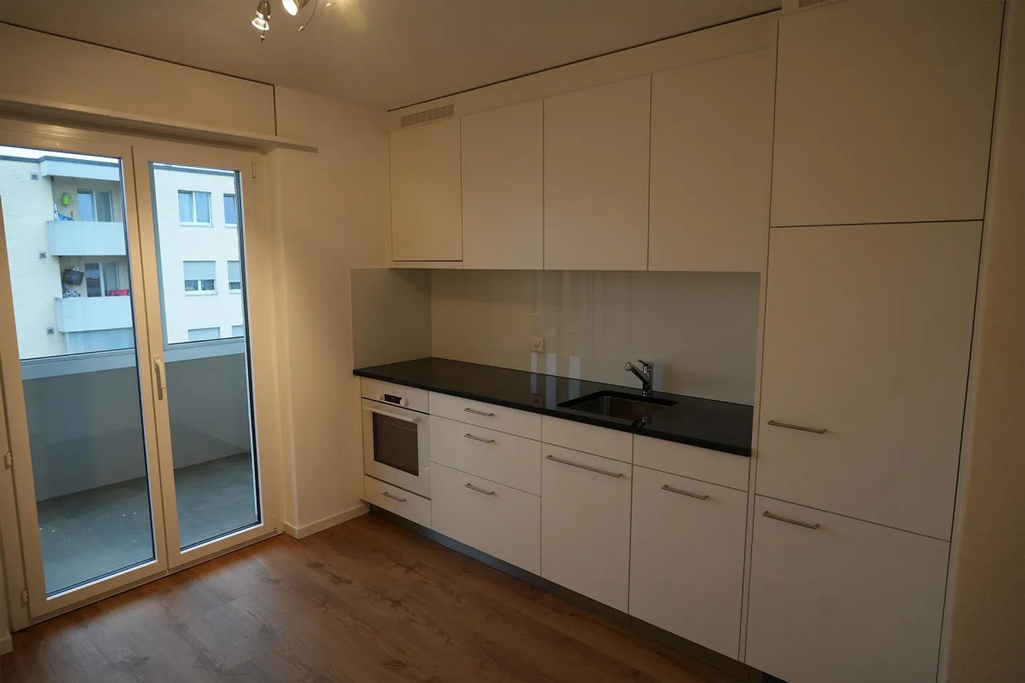 Friendly 3-room apartment in the Lindenhof district... - Photo 3 of 10