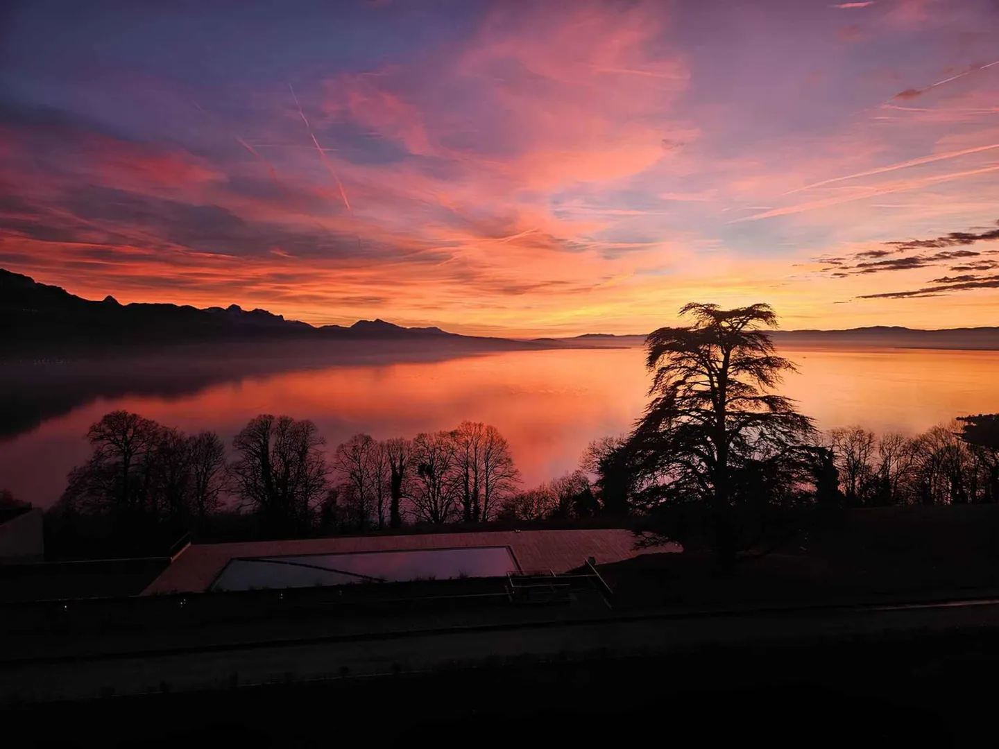 A true gem of 2.5 rooms with a large balcony and breathtaking views of Lake Geneva - Photo 13 of 13