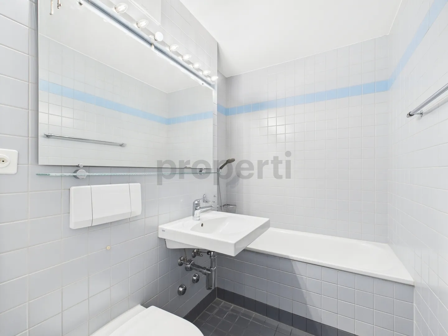 Ampio appartamento con 3 camere a Ehrendingen - Foto 8 di 12