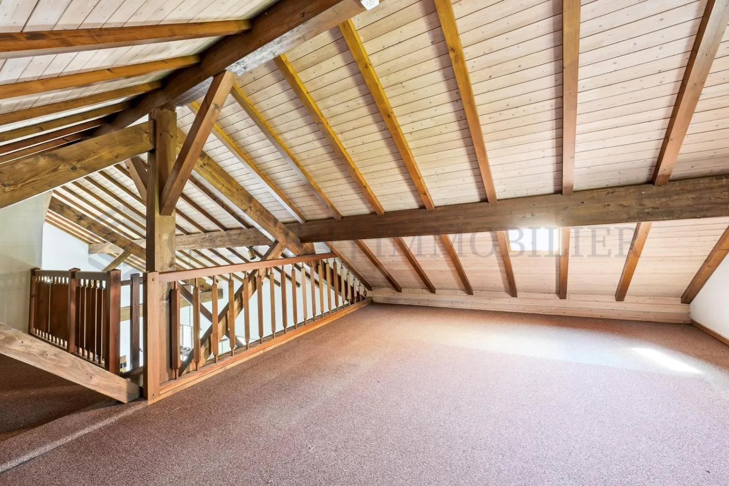 Beautiful individual villa in a picturesque setting! - Photo 5 of 13