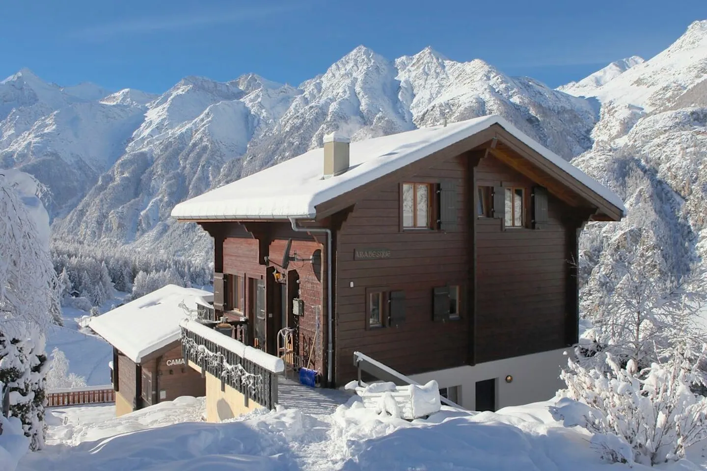 Chalet da sogno con molta vista a Grächen - Foto 3 di 13