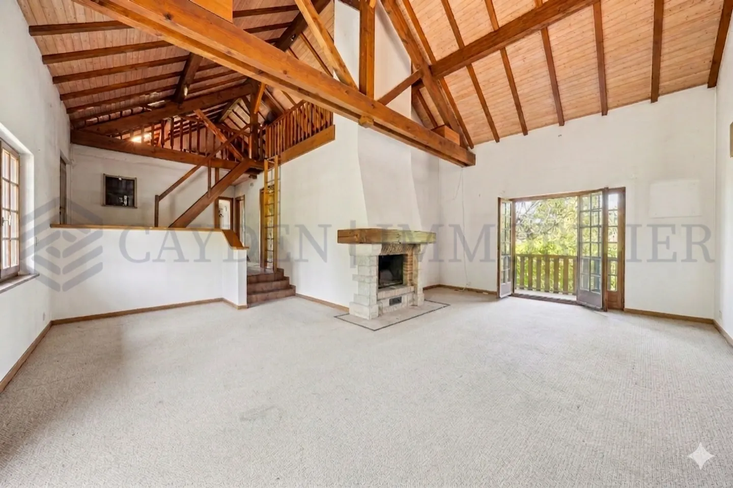 Beautiful individual villa in a picturesque setting! - Photo 4 of 13