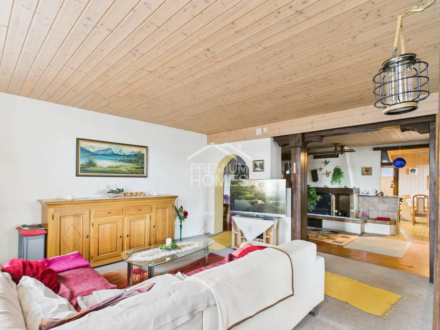 Right here. Exactly right. - Photo 2 of 11