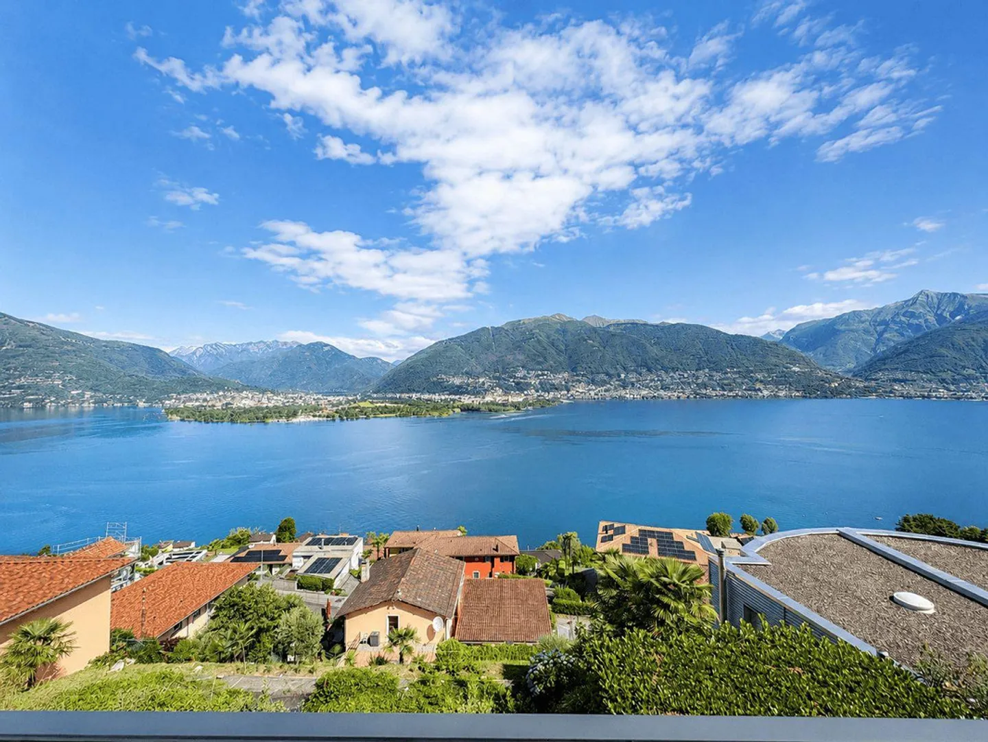 Elegante Wohnung mit Seeblick - Foto 2 von 10