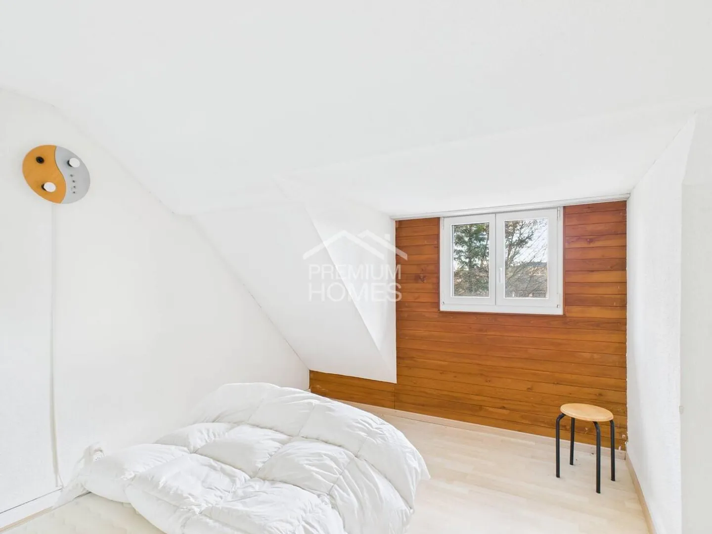 Right here. Exactly right. - Photo 7 of 11