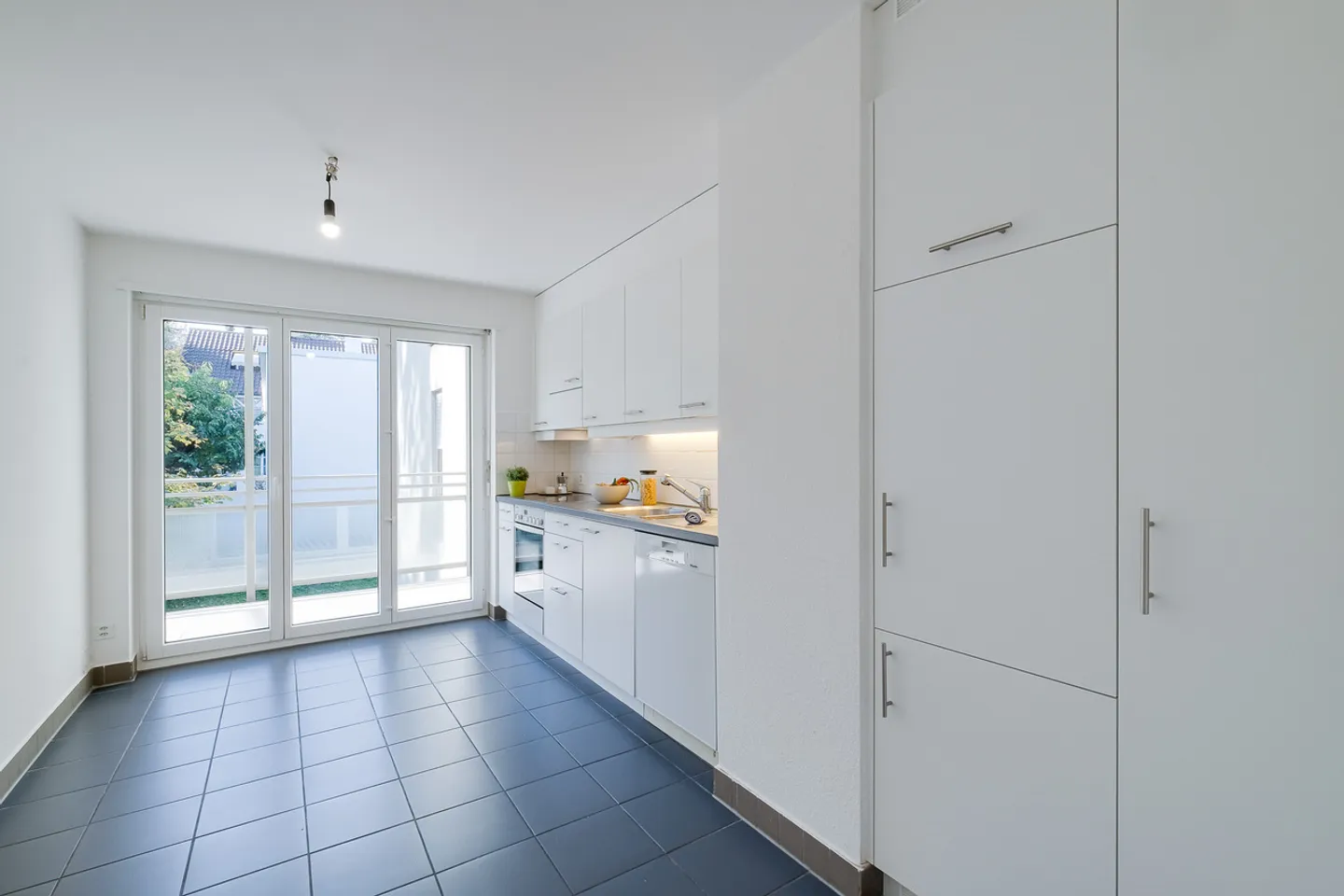 Dreamlike Maisonette Apartment Seeks New Tenant Family - Photo 6 of 11