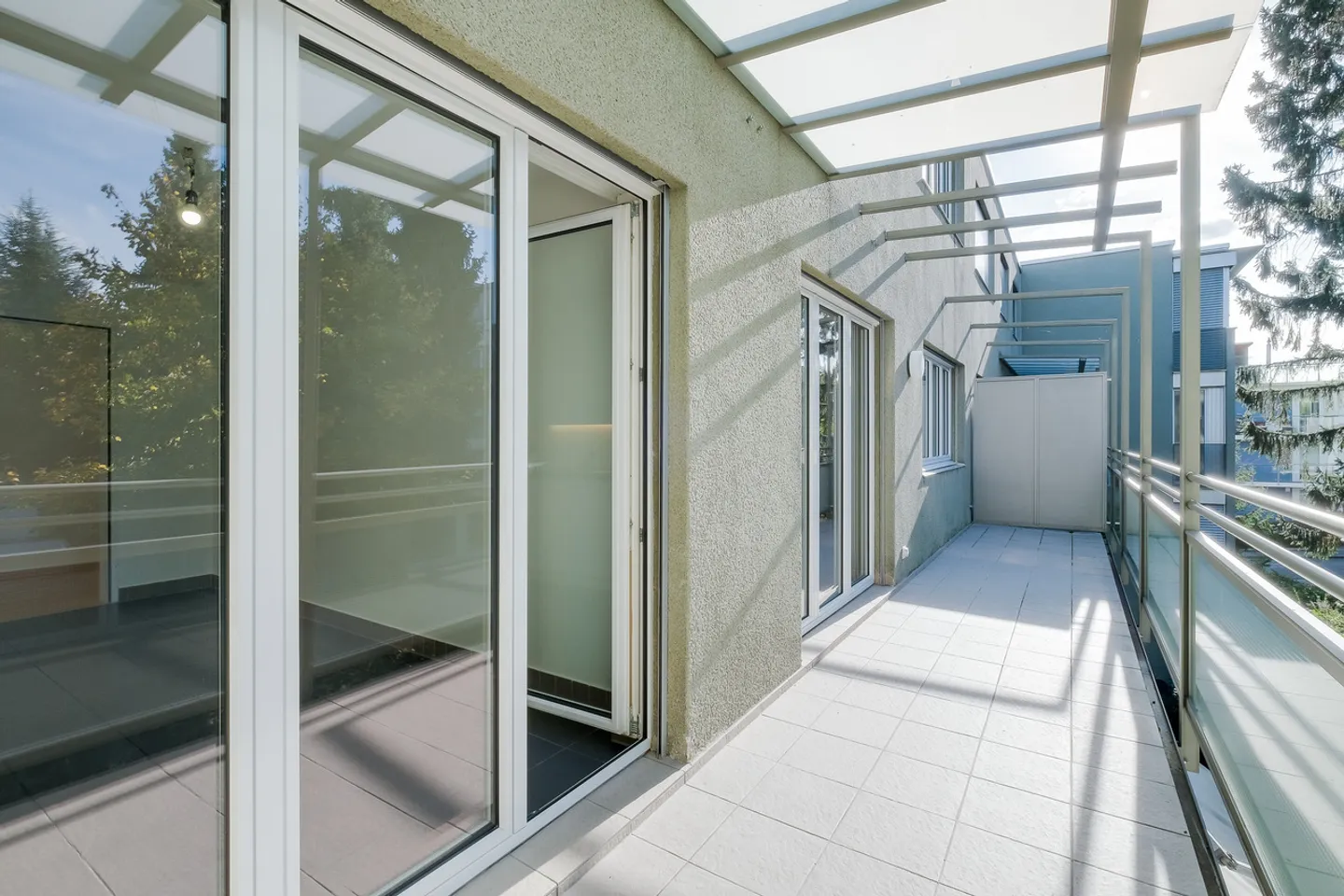 Dreamlike Maisonette Apartment Seeks New Tenant Family - Photo 7 of 11