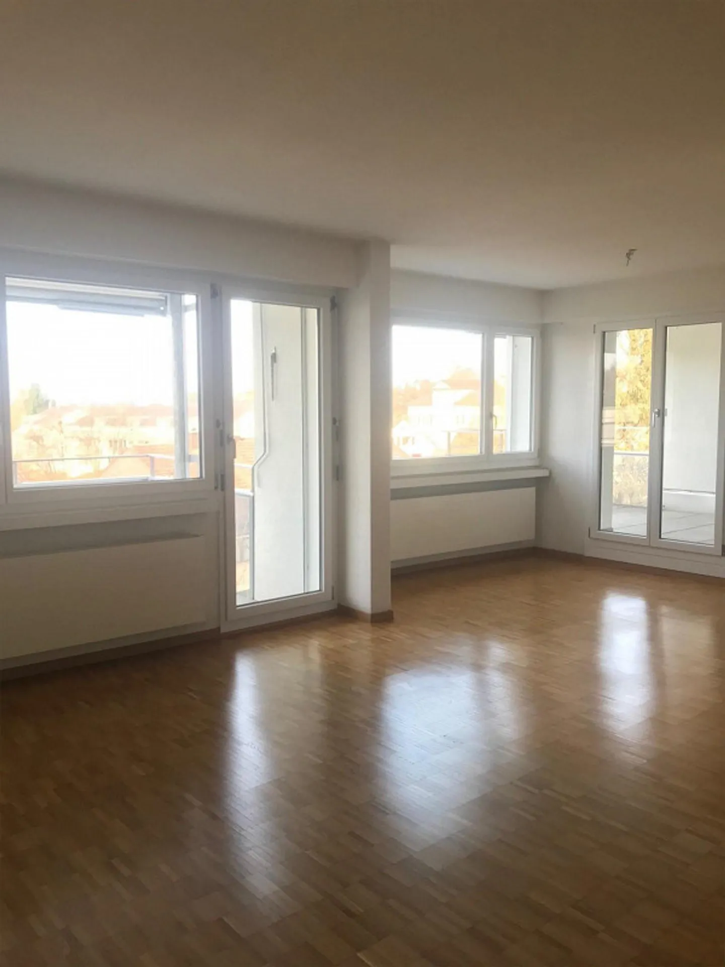 Apartment with seating area in Uster - Photo 3 of 5