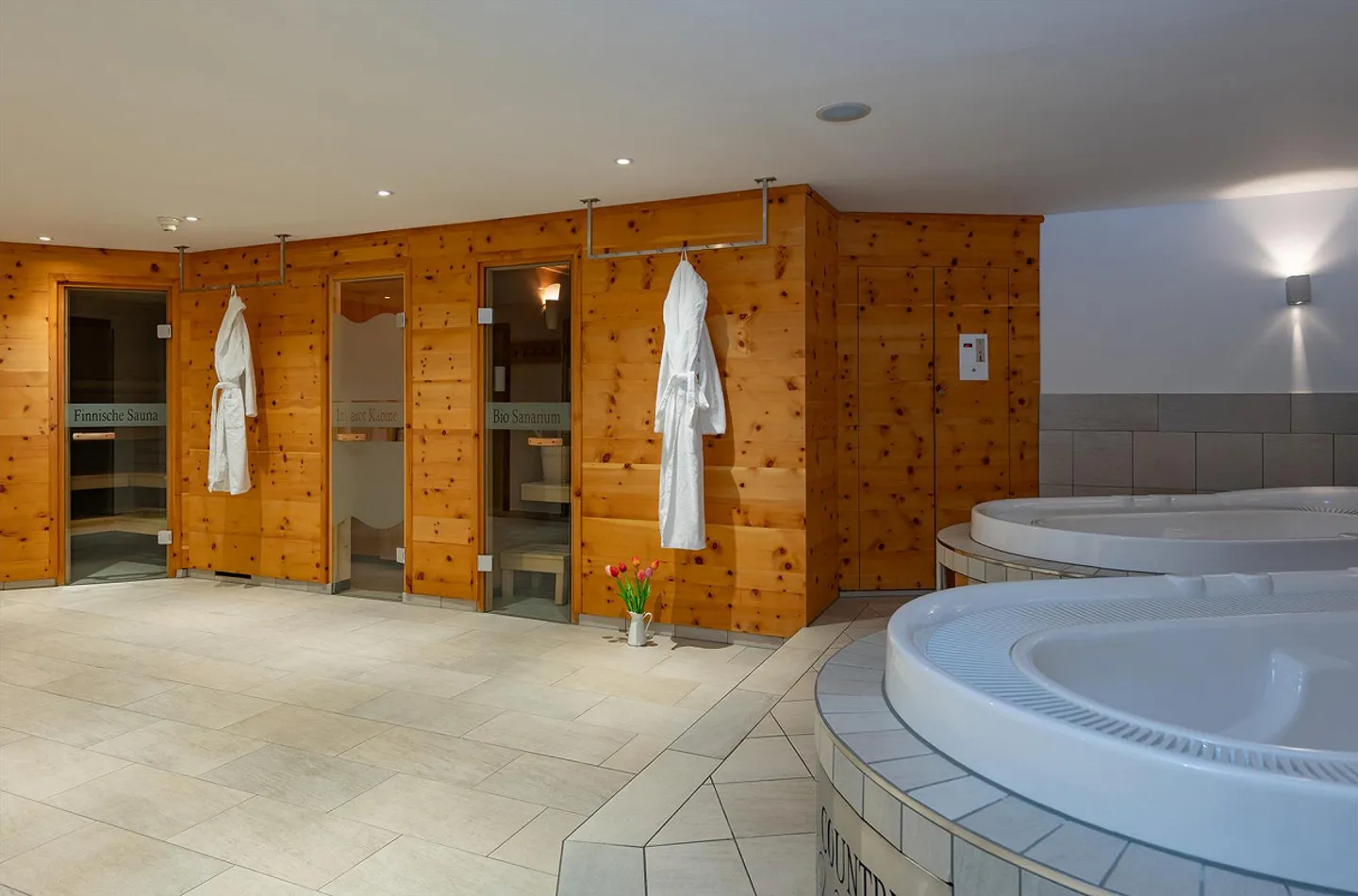 Hotel Bündnerhof a Samnaun – Investimento alberghiero attraente nelle Alpi - Foto 16 di 25