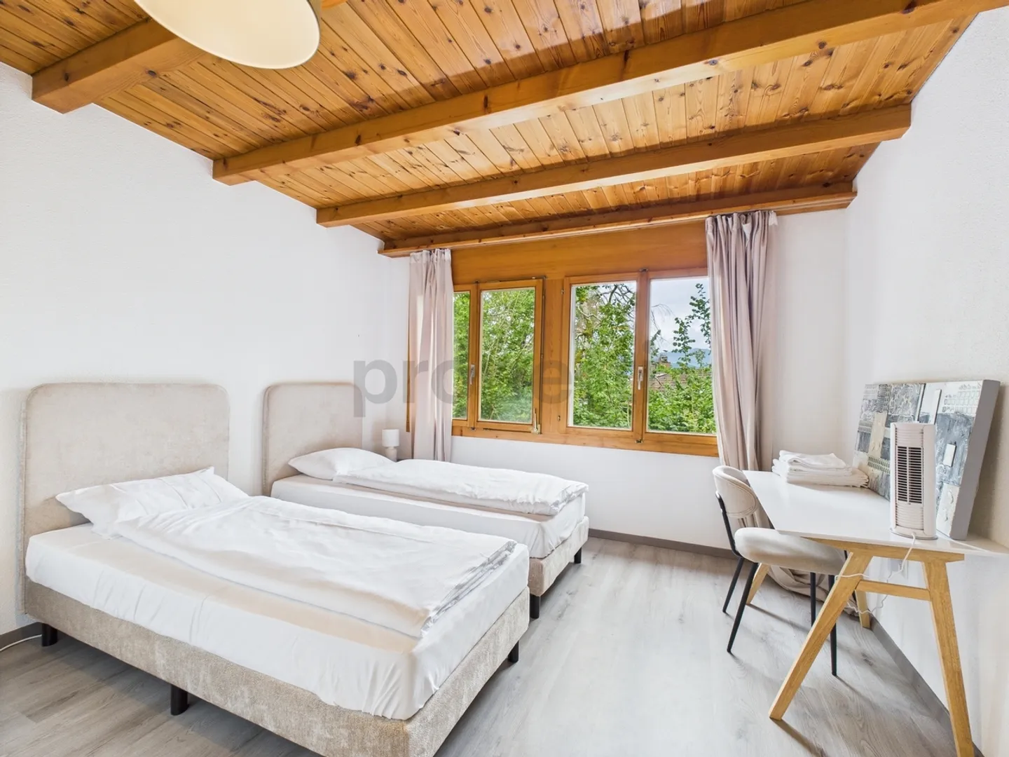Outstanding furnished 4.5 room apartment in Oberägeri with fantastic view - Photo 7 of 11
