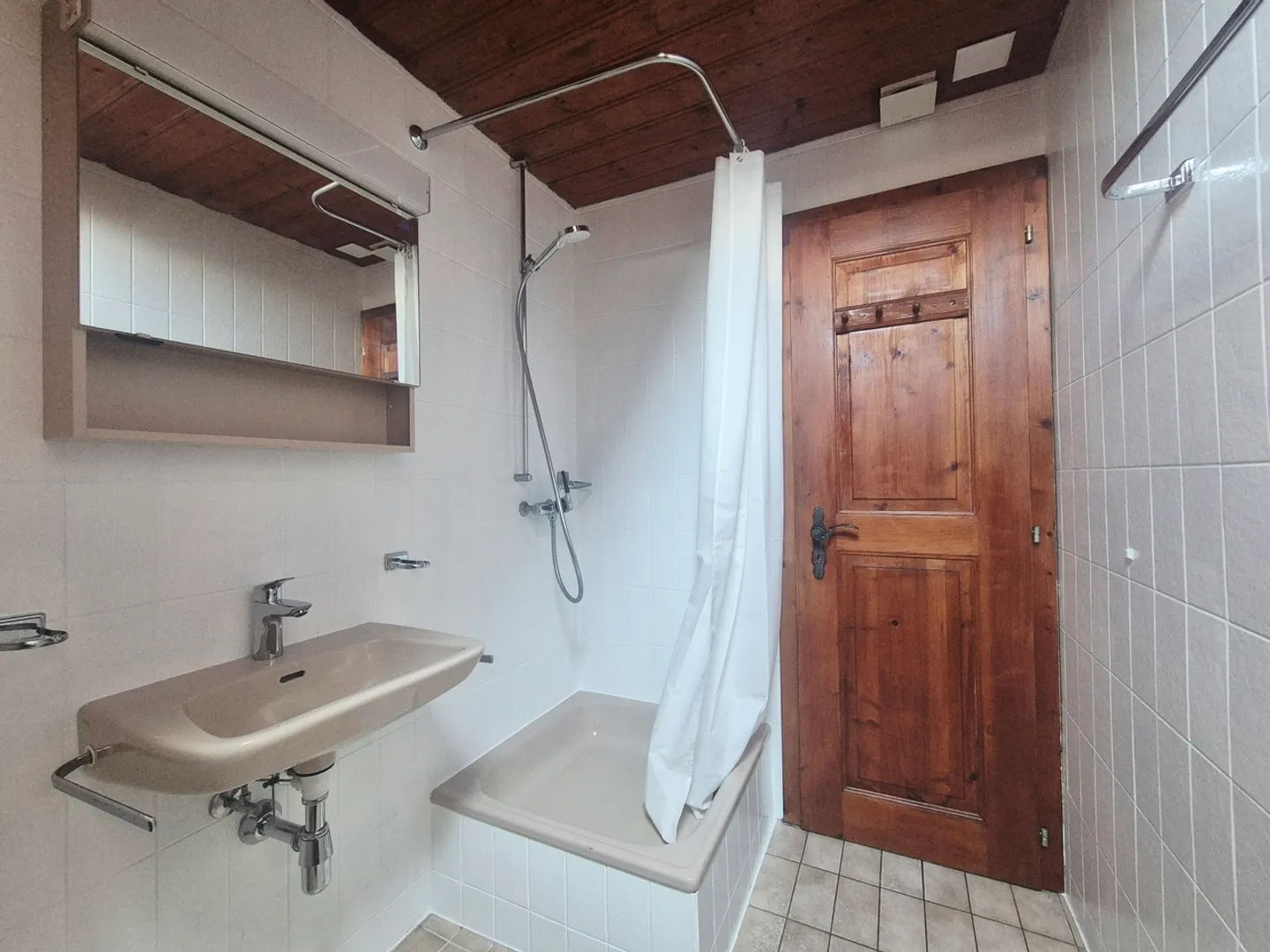 VUISTERNENS-EN-OGOZ / Studio - Photo 6 of 8