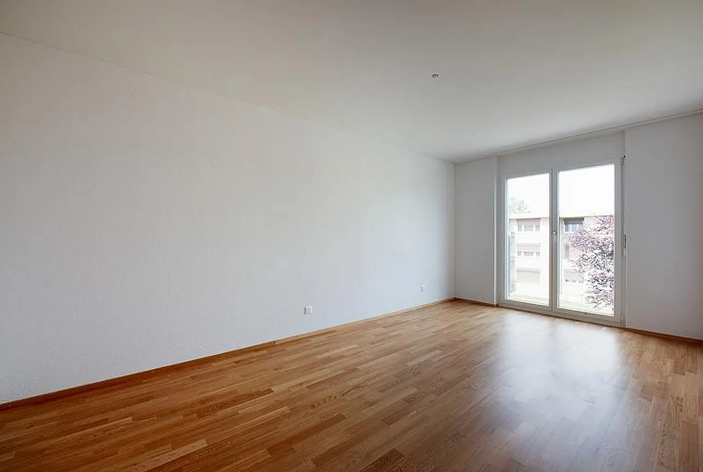 Modernes Apartment mit Balkon - Foto 5 von 9