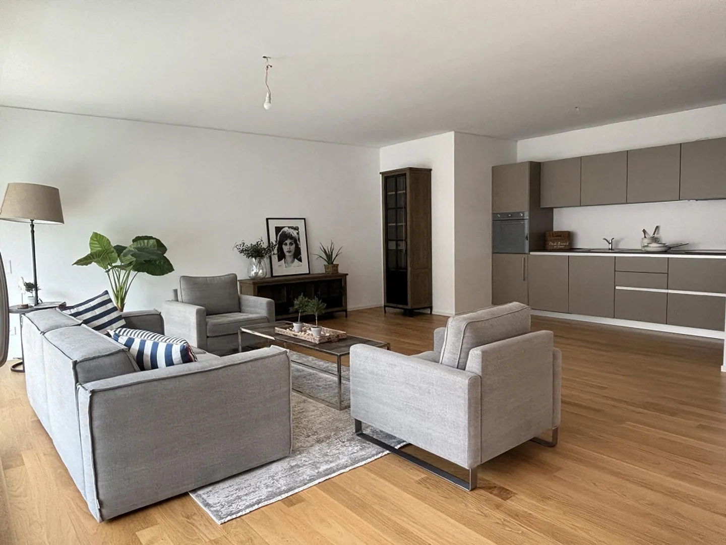 Modernes 3,5-Zimmer-Apartment in Paradiso - Foto 3 von 10