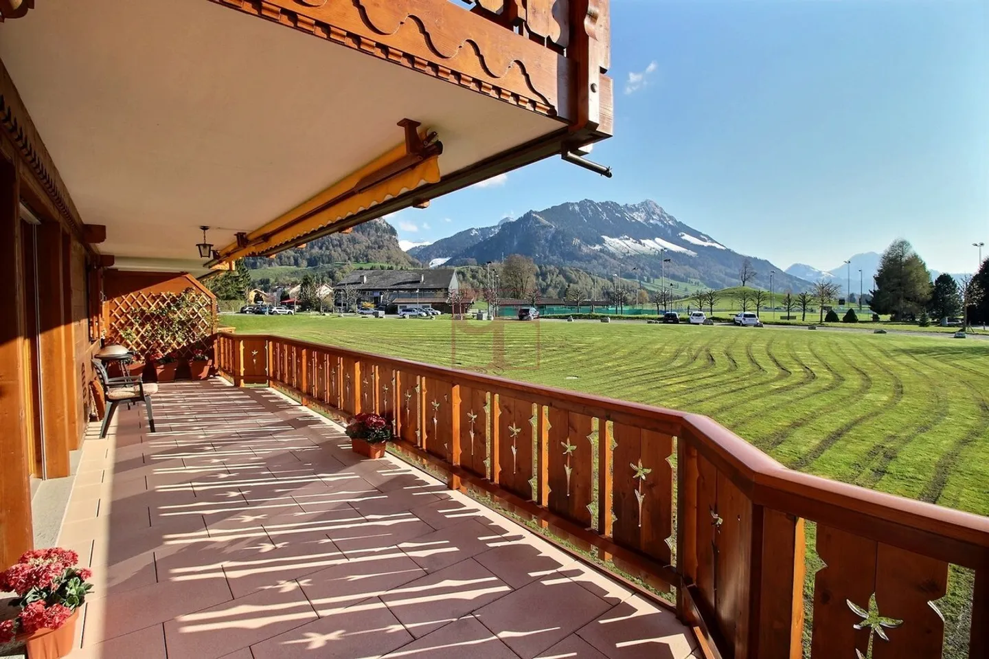 Wunderschöne 4,5-Zimmer-Wohnung / 134 m2 - Foto 1 von 11