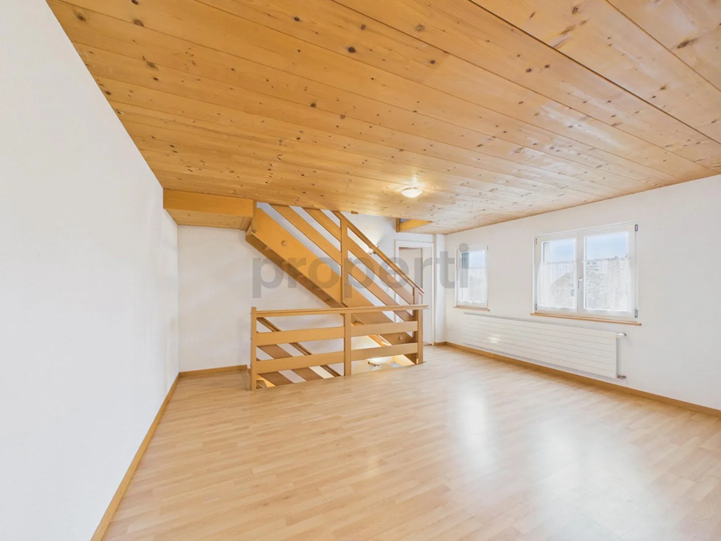 Charming Family Home in Glarus - Photo 7 of 14