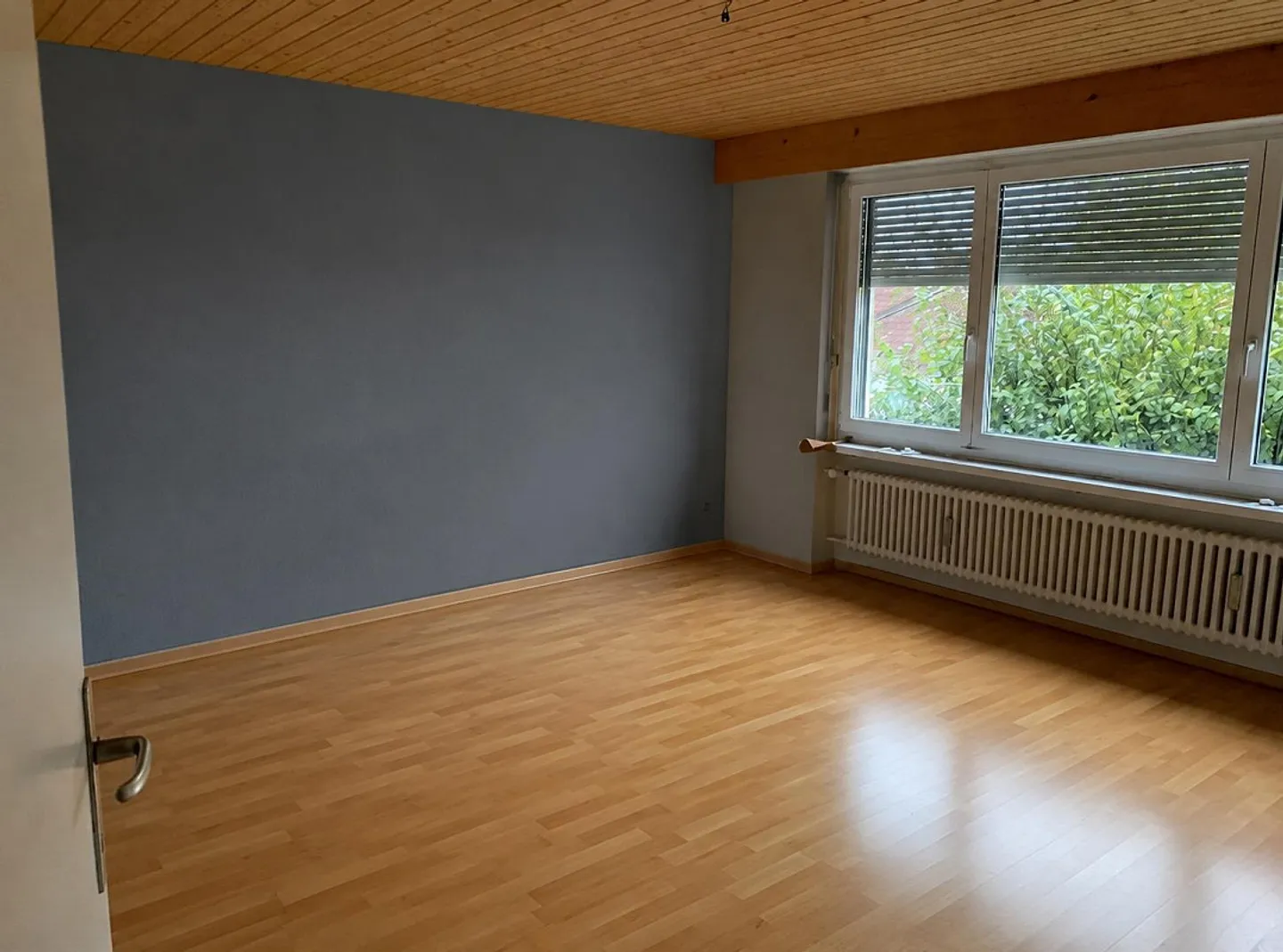 Shared Room - Photo 1 of 8