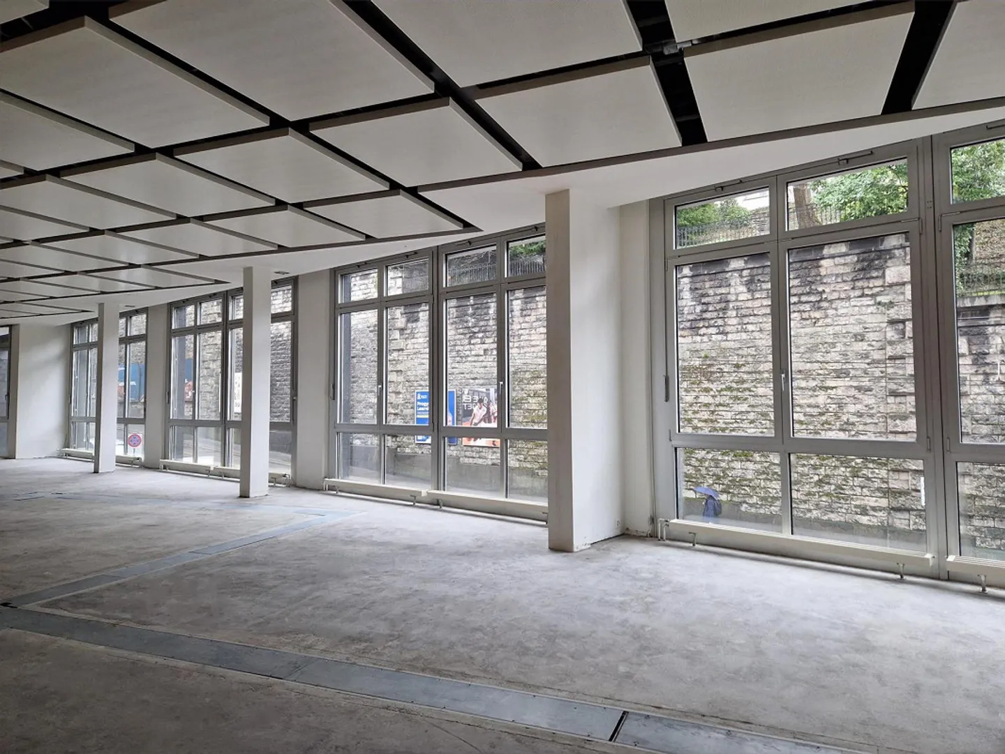 Directly at Central - 4min from the main station - Photo 3 of 12