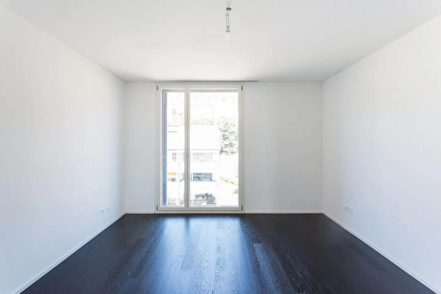 Appartement au bord du lac - Photo 5 sur 6