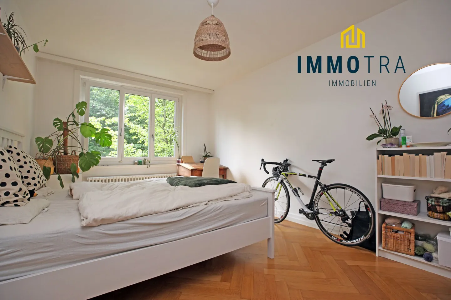 Cozy 3.5-room apartment on the raised ground floor in the center of Bern - Photo 1 of 7