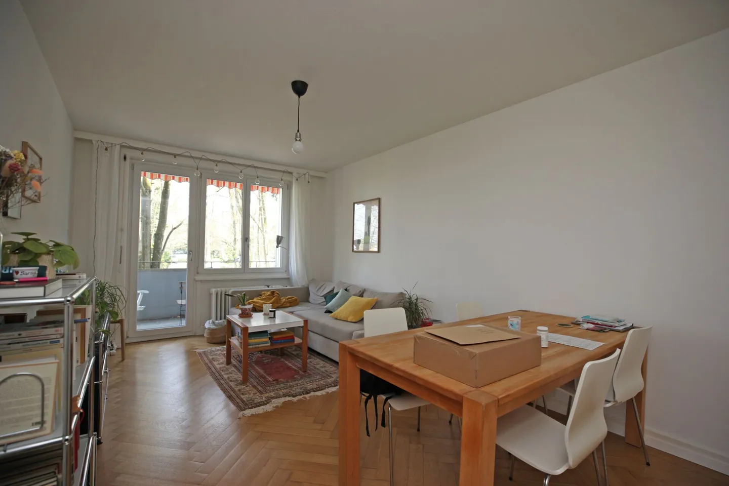 Cozy 3.5-room apartment on the raised ground floor in the center of Bern - Photo 2 of 7