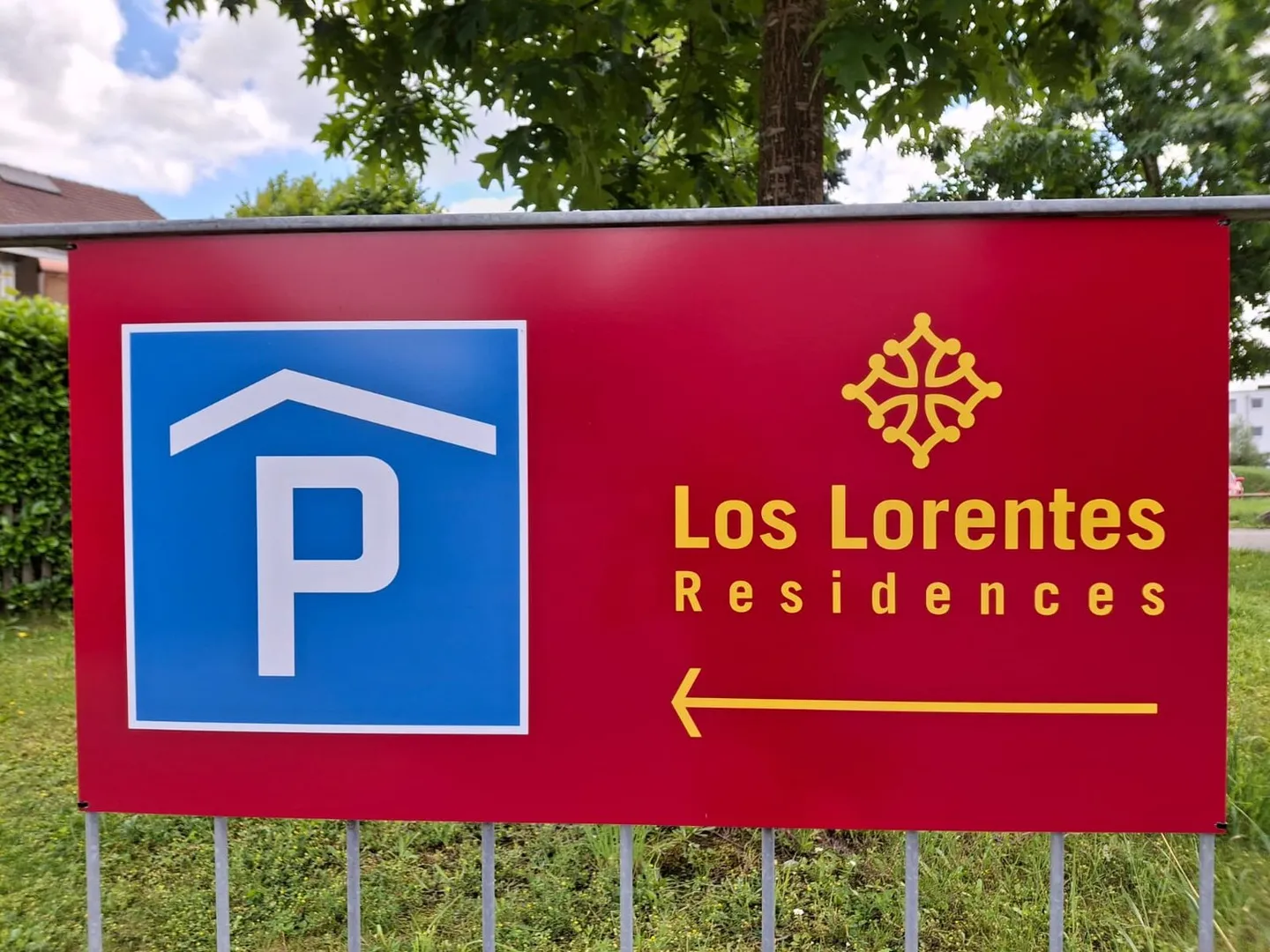 Diverse posti auto presso la stazione di Belp in affitto a Fr. 120.00 ciascuno - Foto 1 di 1