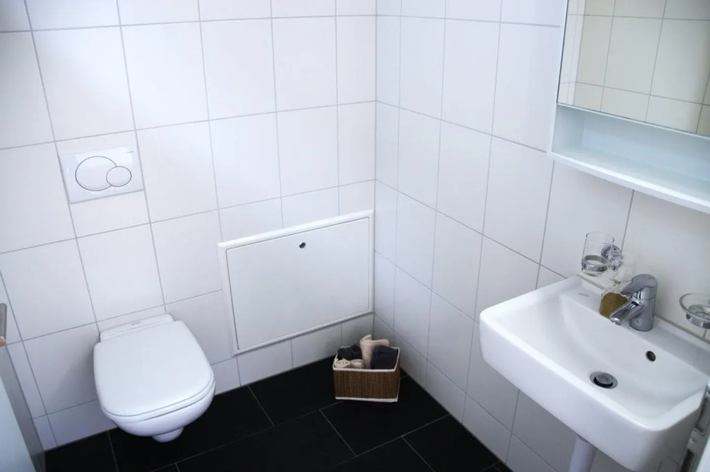 Incantevole attico di 4,5 stanze con vista su Biel - Foto 4 di 11