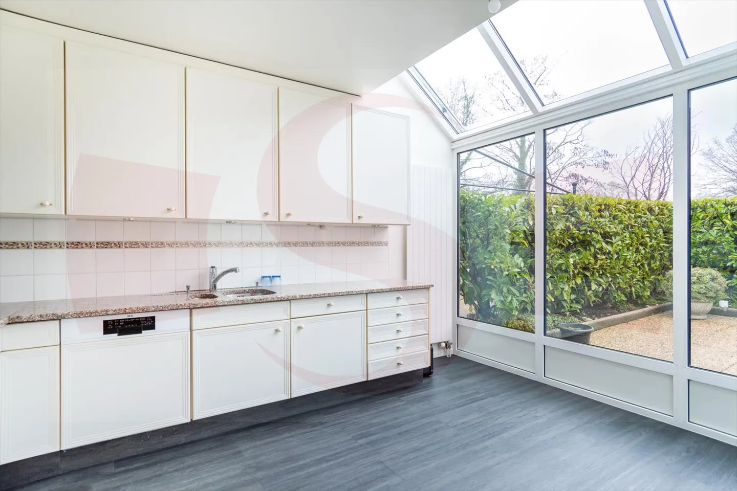 Unfurnished adjoining house for rent - Photo 3 of 12