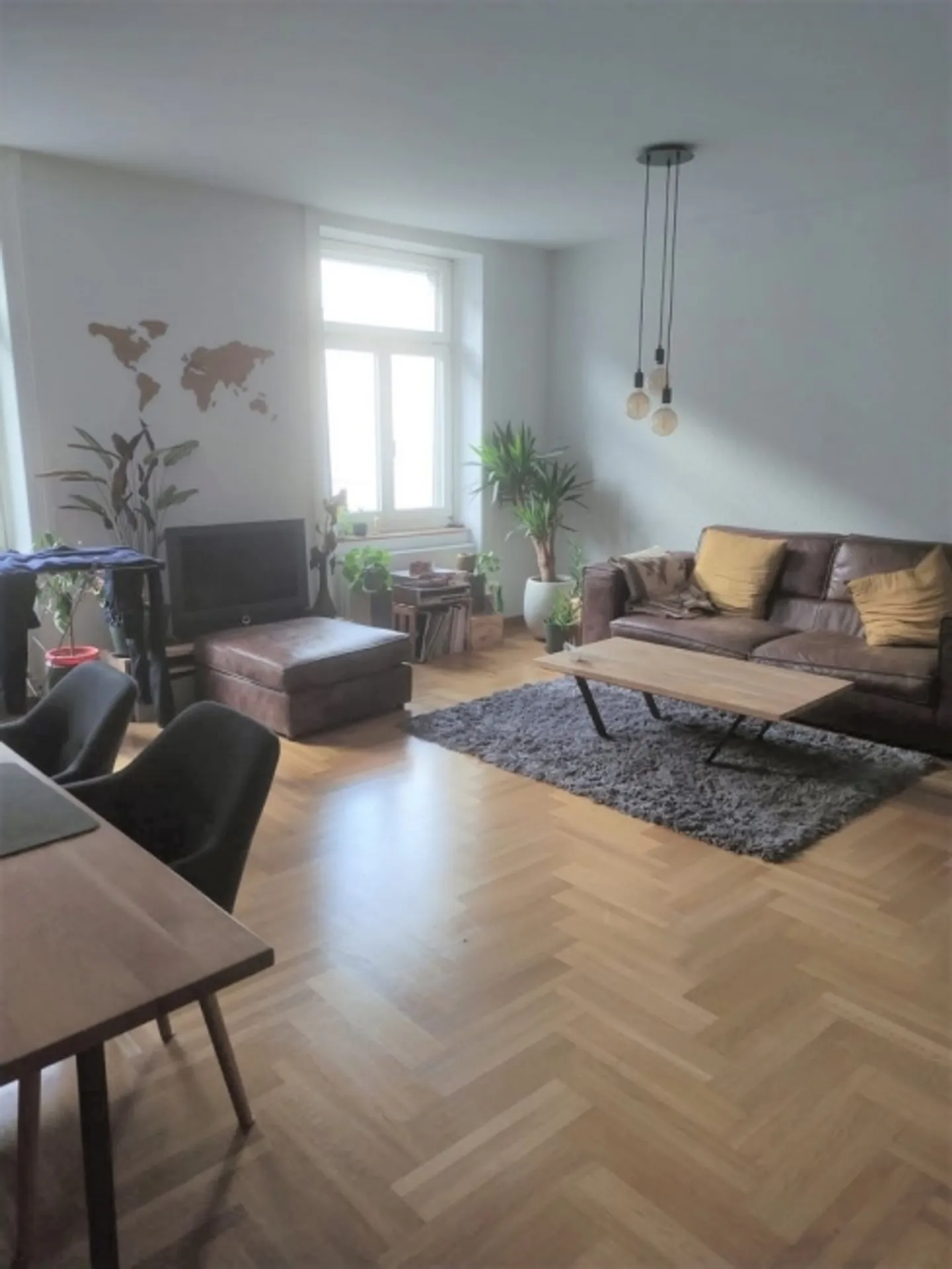 Charming 3.5-Room Apartment - Photo 2 of 5