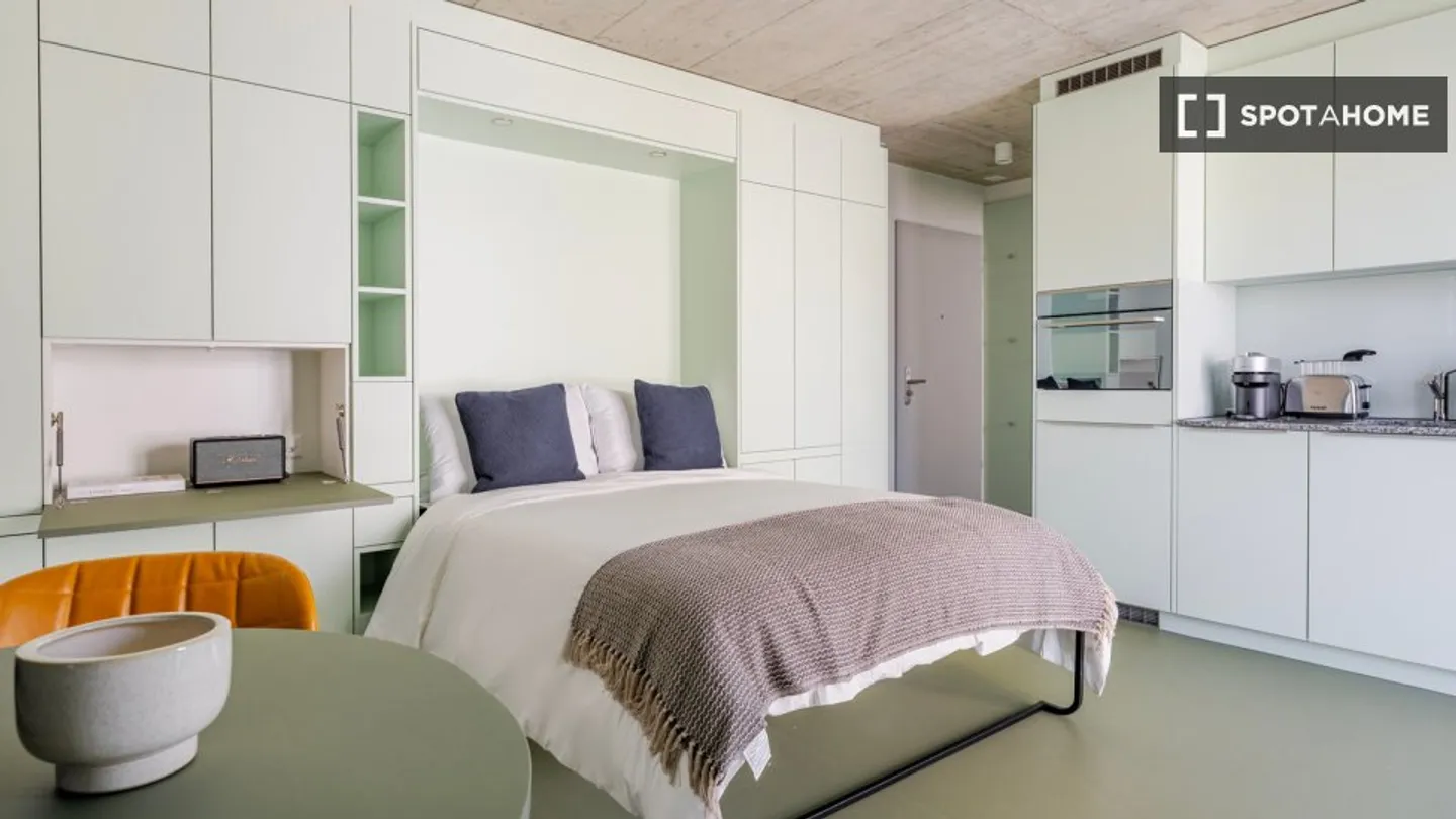 Studio for rent - Photo 6 of 10