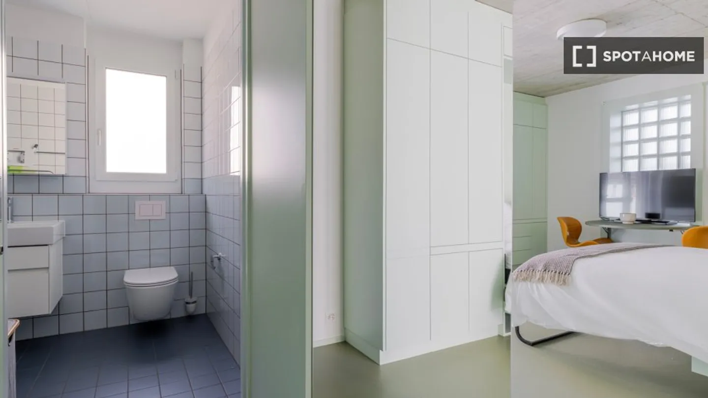 Studio for rent - Photo 10 of 10