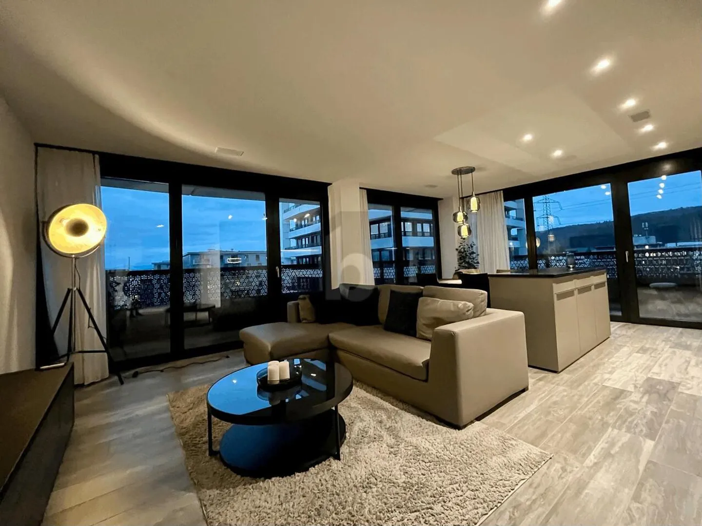 Appartement meublé à louer - Photo 2 sur 6