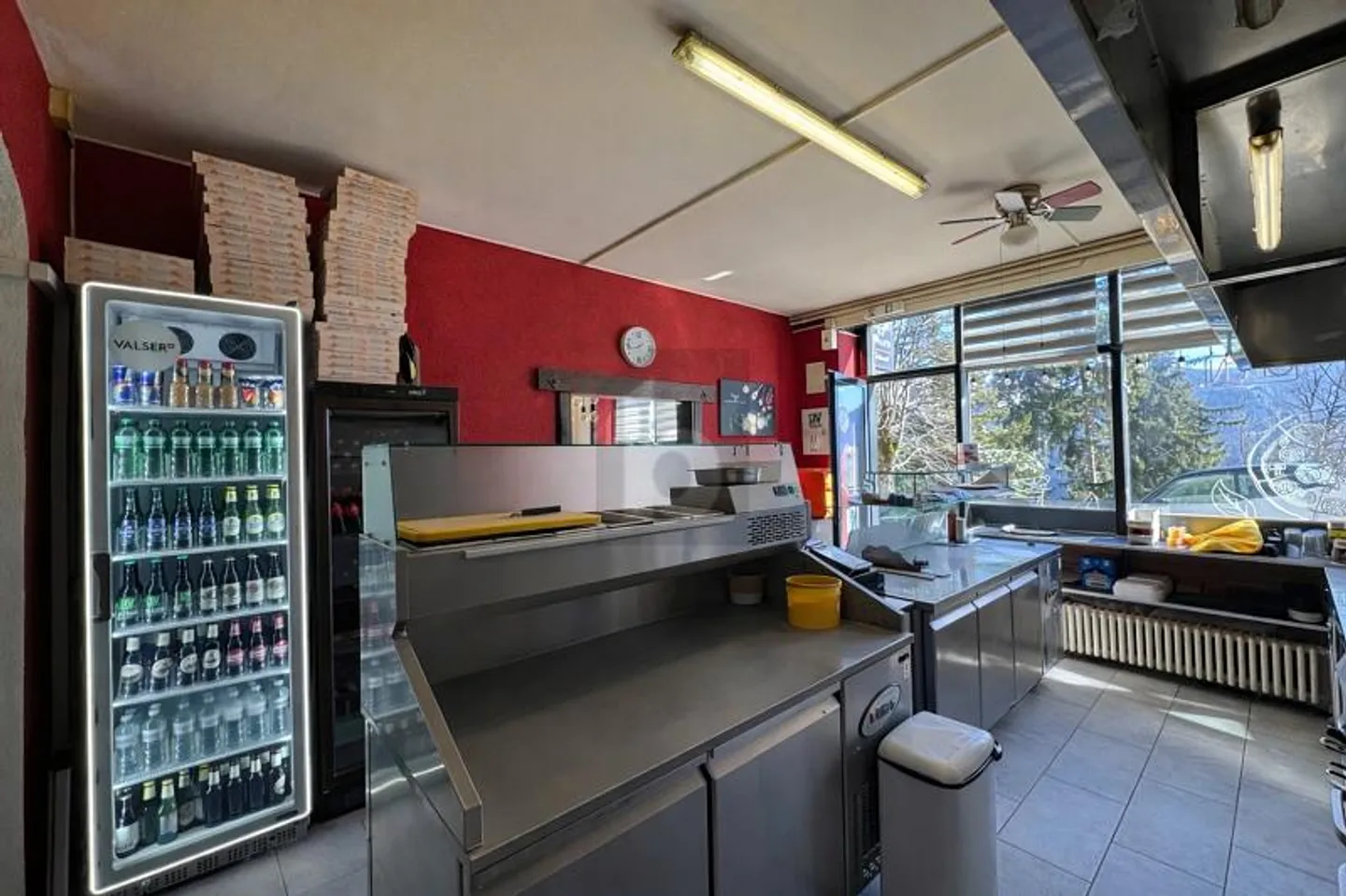 Hotel for sale - Photo 4 of 6