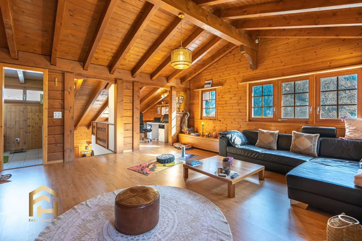 Casa vallesana interessante con due unità abitative - Foto 1 di 13
