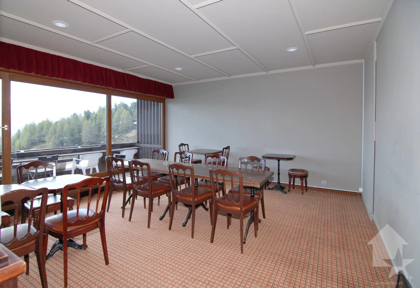 Pub "Le Péché Mignon" à Thyon 2000 (Réaffectation possible) - Photo 8 sur 13