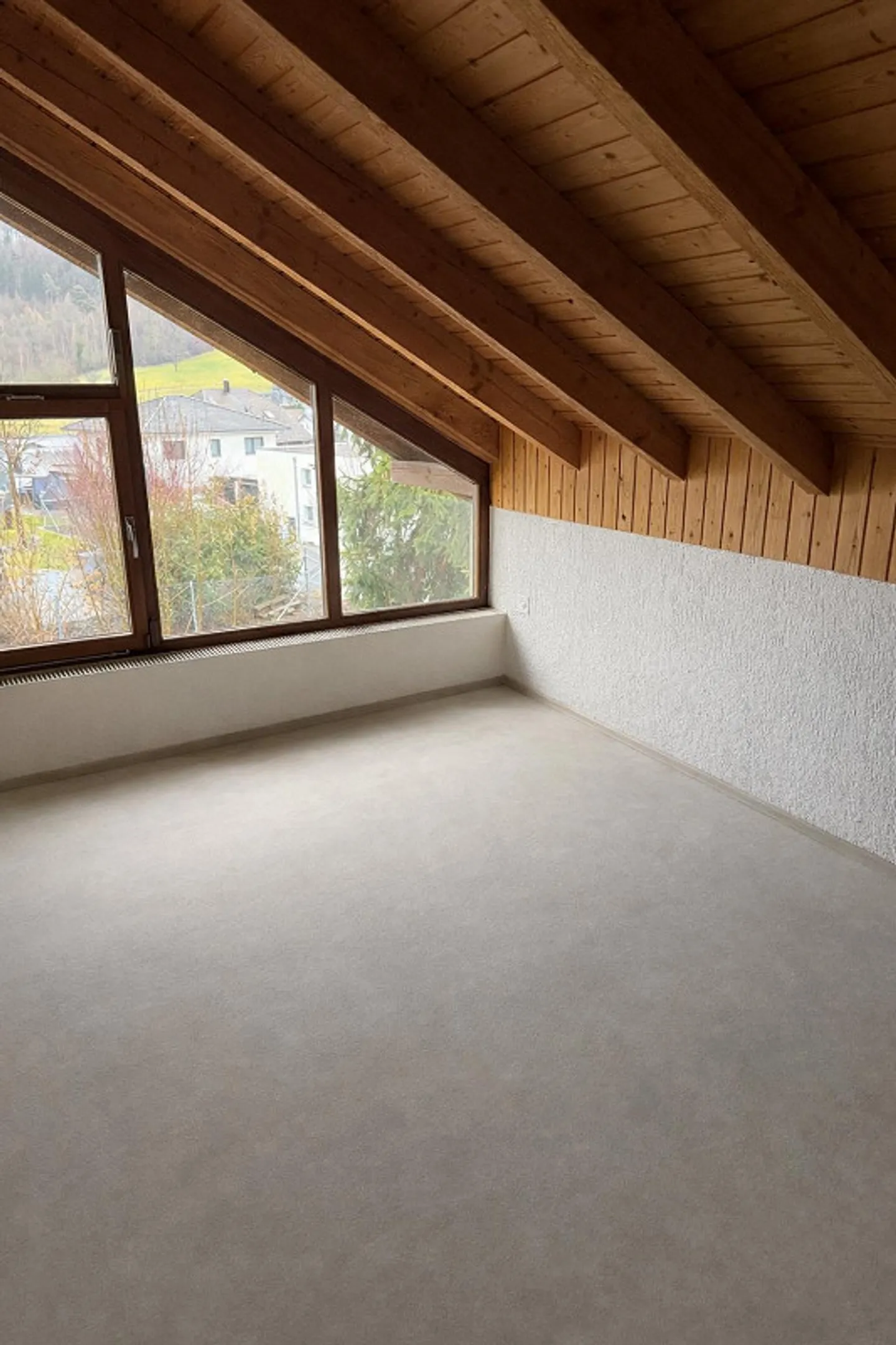 Charmantes Familienhaus mit Garten - Foto 2 von 9