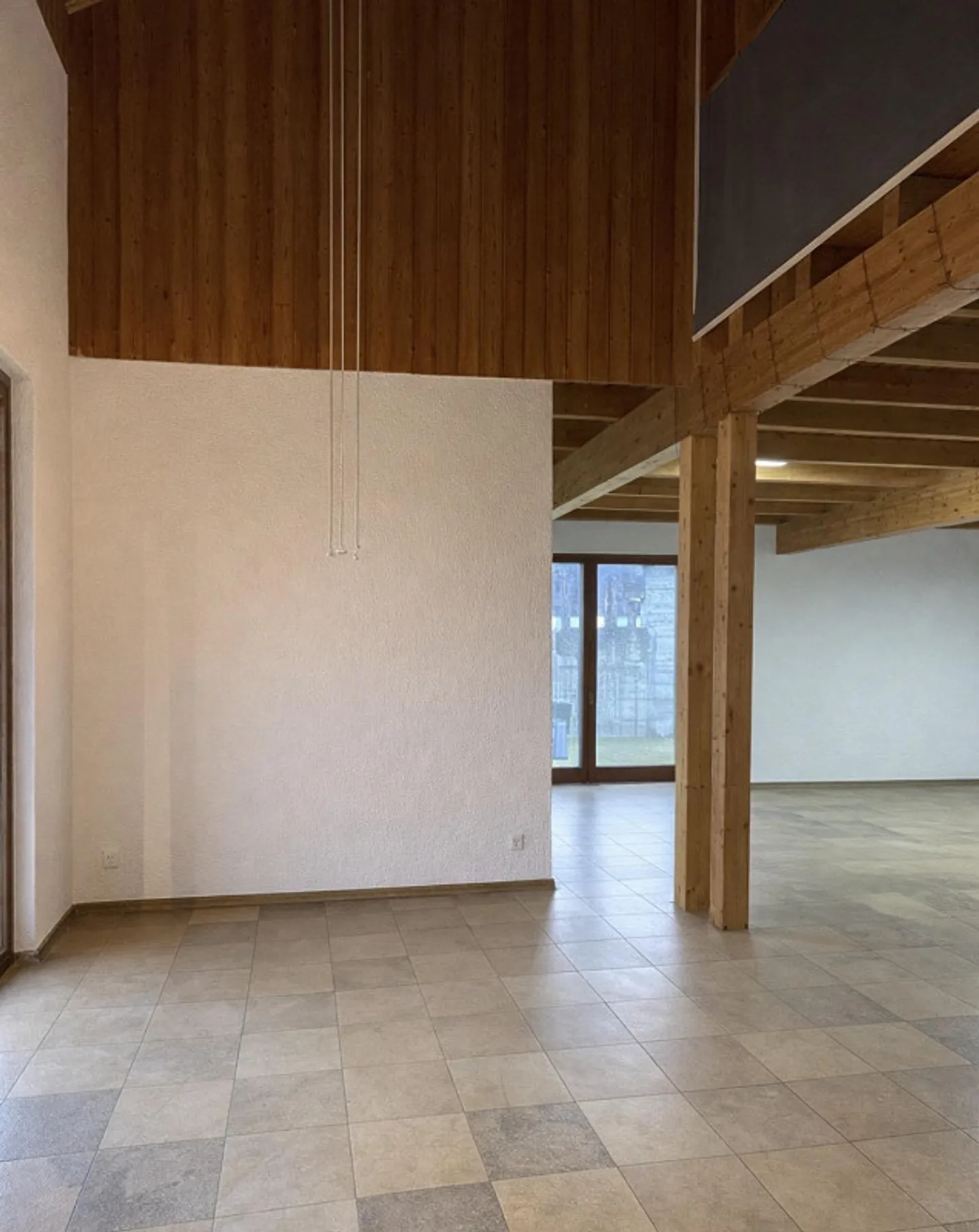 Charmantes Familienhaus mit Garten - Foto 6 von 9