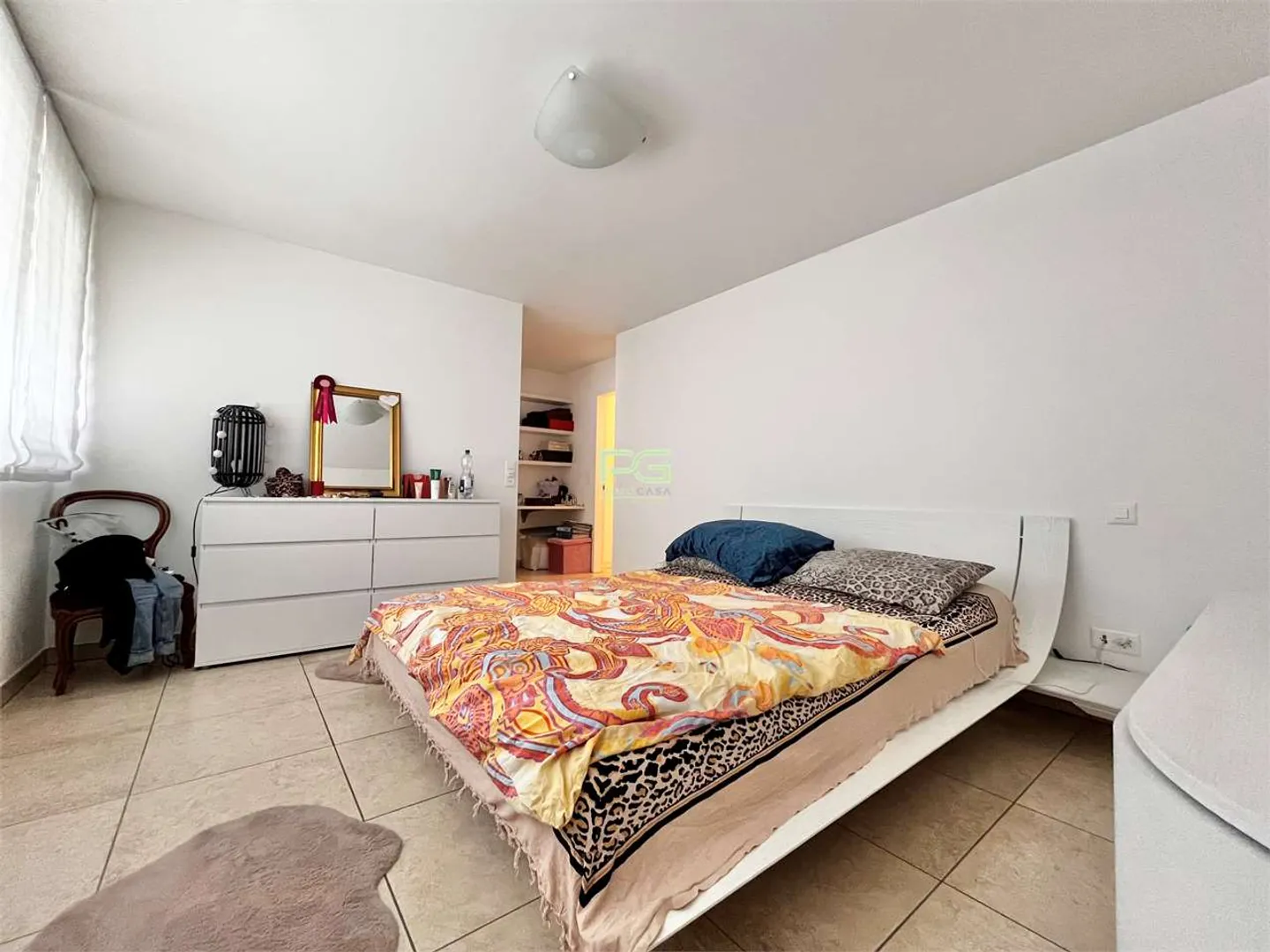 Spazioso appartamento di 4.5 locali con giardino - Foto 6 di 9