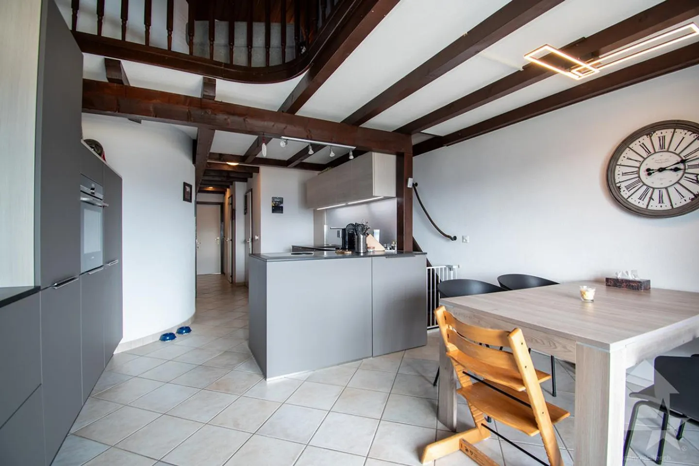 Torgon, duplex ristrutturato di 4.5 stanze nell'imm. La Serve - Foto 3 di 29