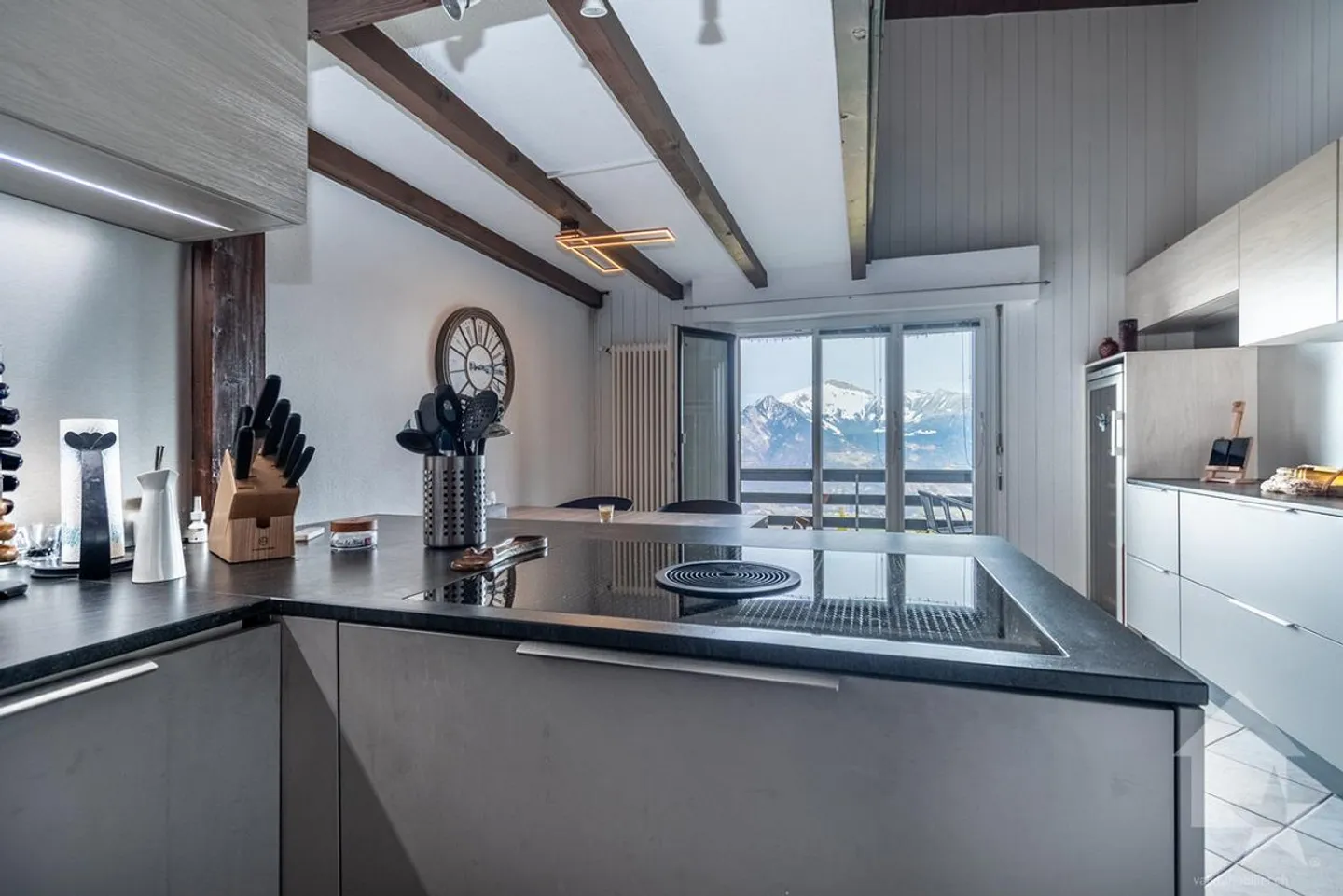 Torgon, duplex ristrutturato di 4.5 stanze nell'imm. La Serve - Foto 1 di 29