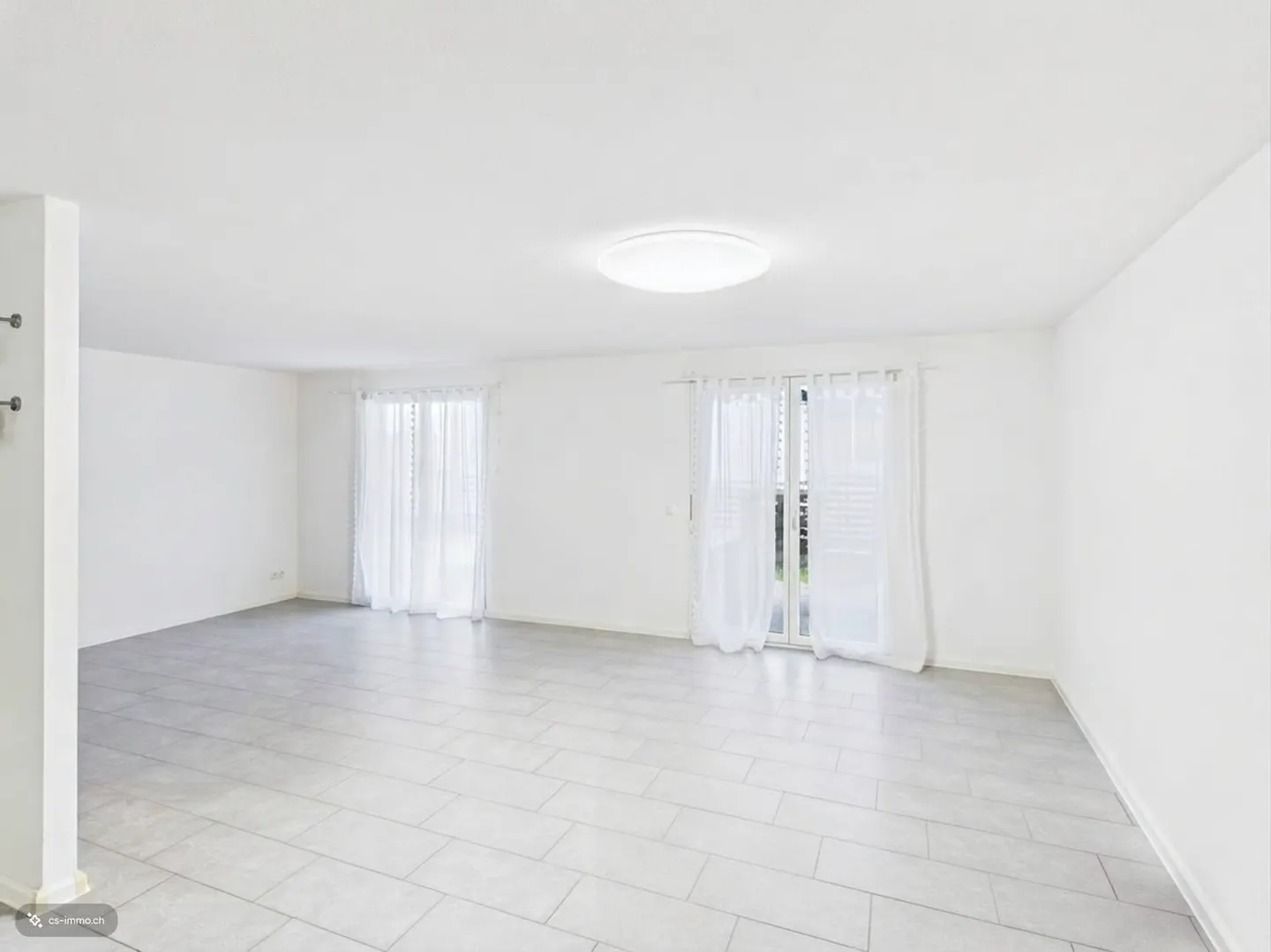 Ein Zuhause für die ganze Familie – mit viel Platz zum Leben und Spielen - Foto 5 di 12