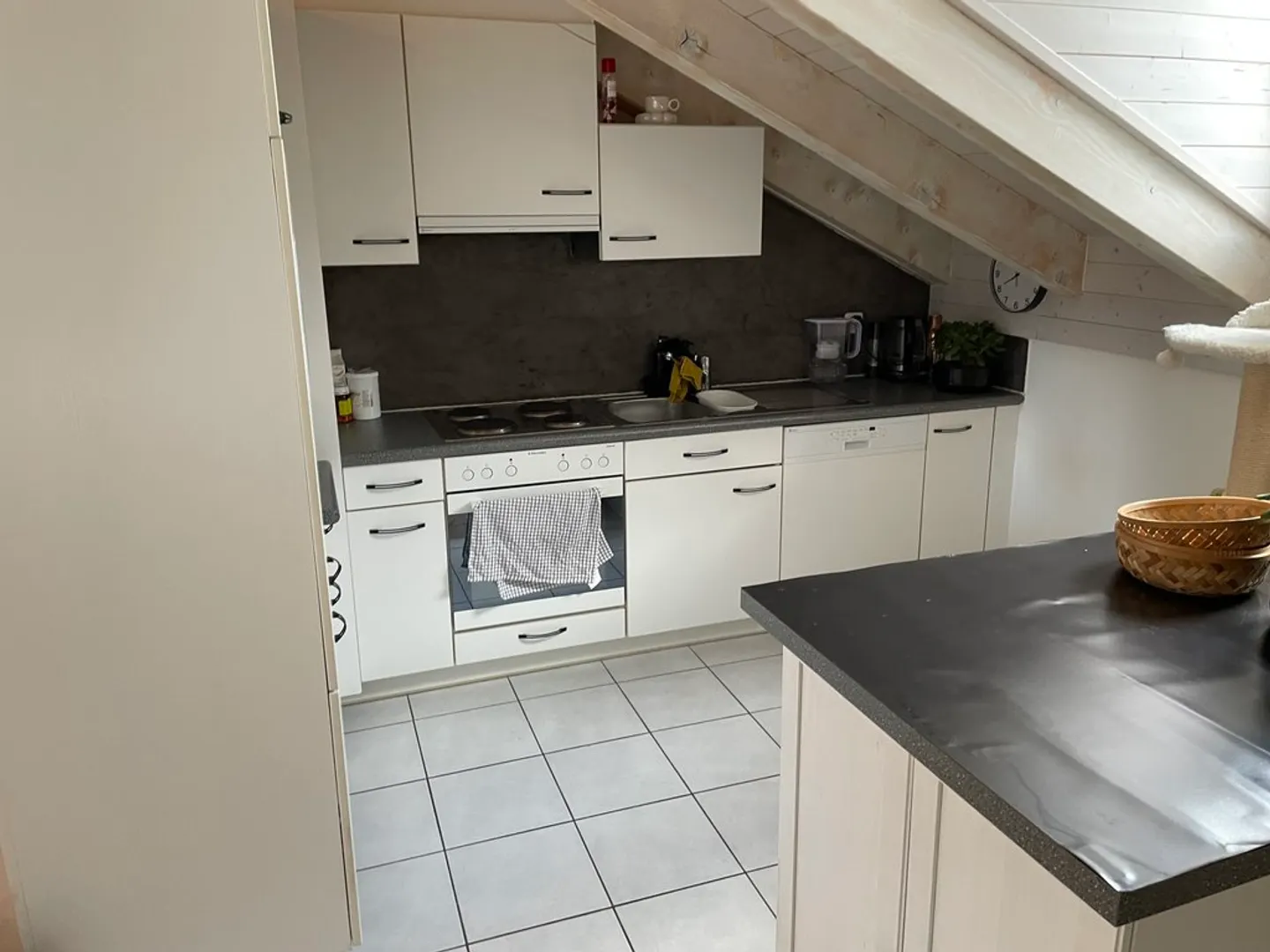 Appartement spacieux 2.5 pièces - Photo 2 sur 5
